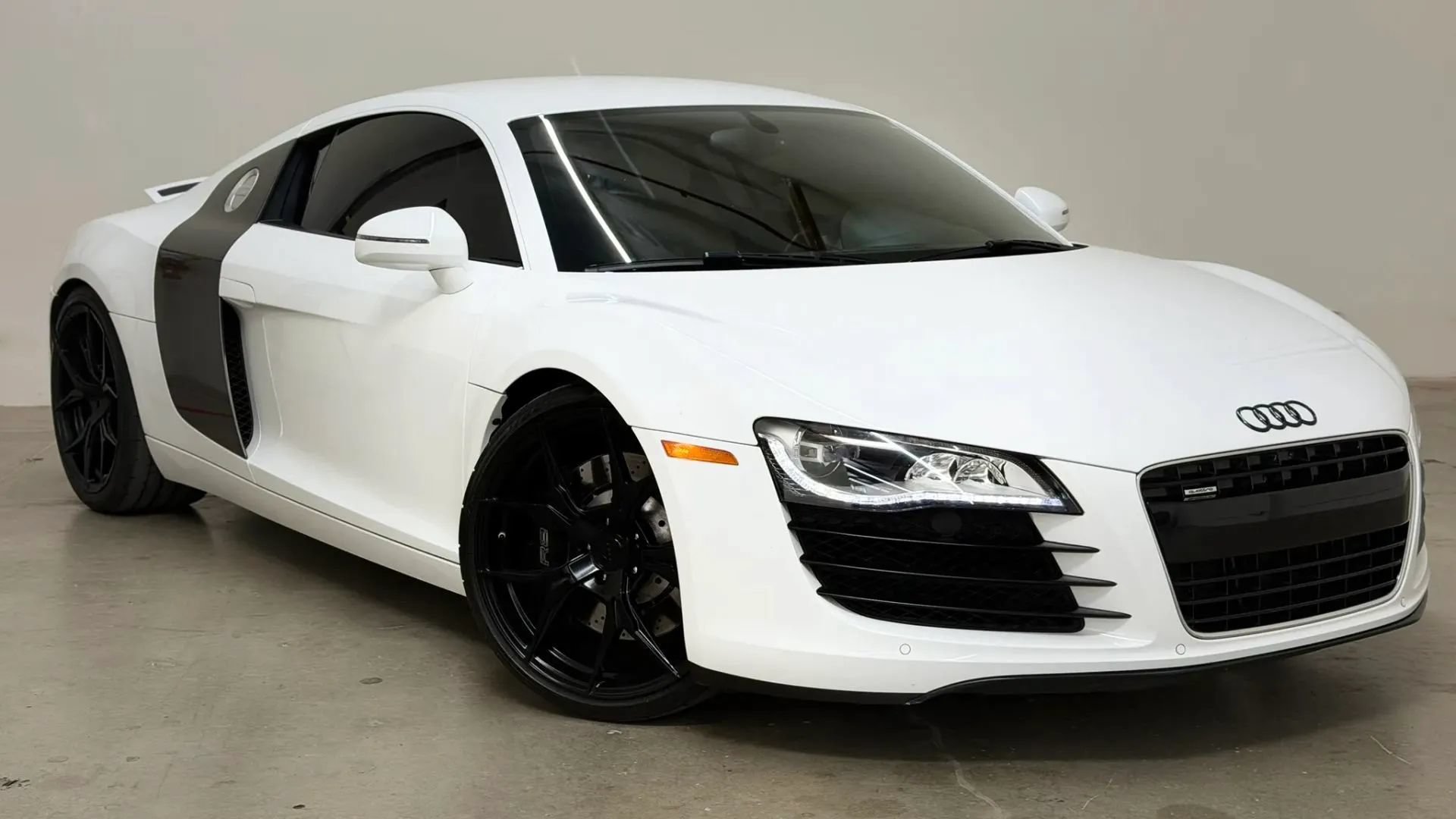 Used 2012 Audi R8 V8 AWD/4WD image 3