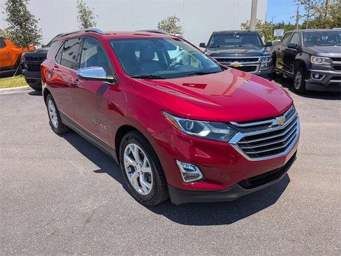 Used 2019 Chevrolet Equinox Premier image 2