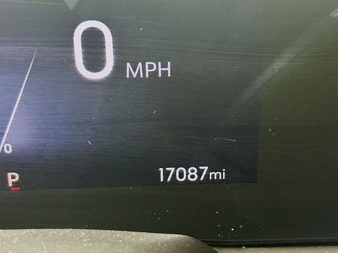 Used 2025 Buick Envista Preferred FWD image 18