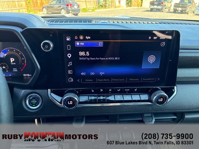 Used 2025 Chevrolet Colorado Trail Boss AWD/4WD image 17