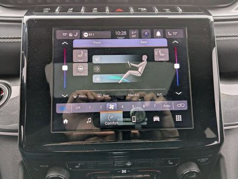 Used 2023 Jeep Grand Cherokee L Laredo image 33