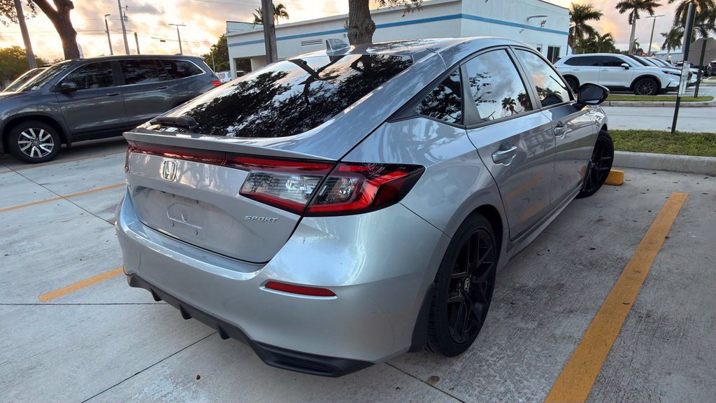Used 2025 Honda Civic Sport image 10