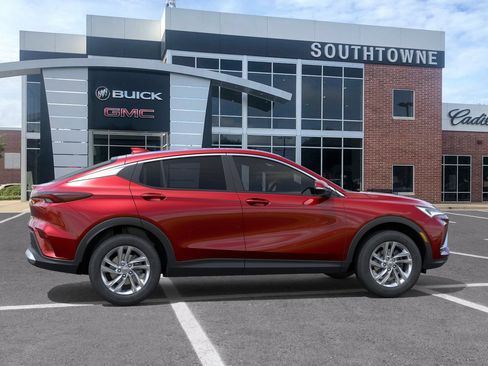 New 2026 Buick Envista Sport Touring FWD image 29