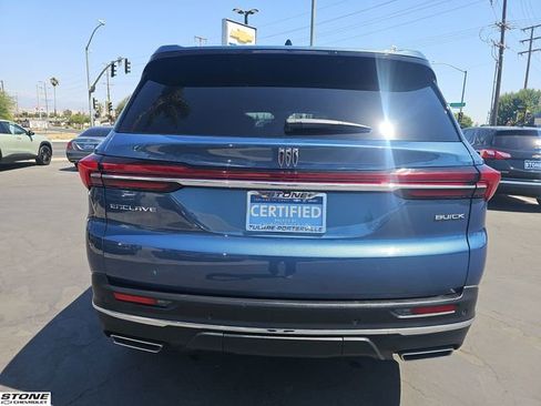 Certified 2025 Buick Enclave Preferred FWD image 7