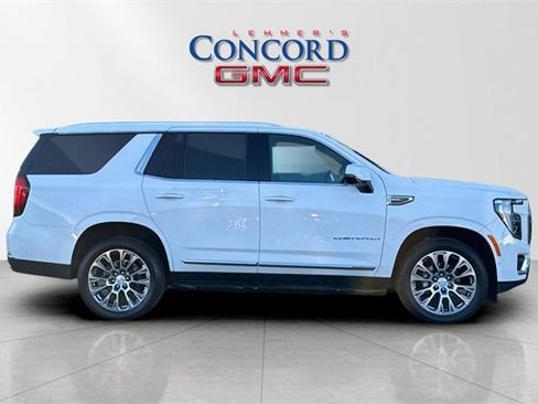 Used 2025 GMC Yukon Denali image 3