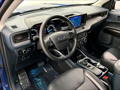 Used 2024 Ford Maverick Lariat w/ Black Appearance Package image 13