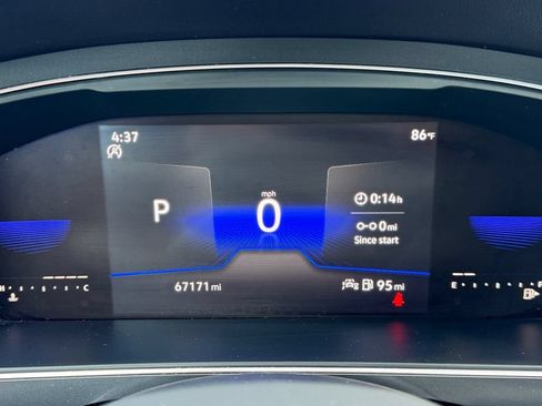 Used 2023 Volkswagen Tiguan S w/ Driver Assistance Package FWD image 13