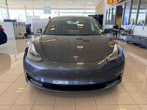 Used 2022 Tesla Model 3 Long Range AWD/4WD image 2