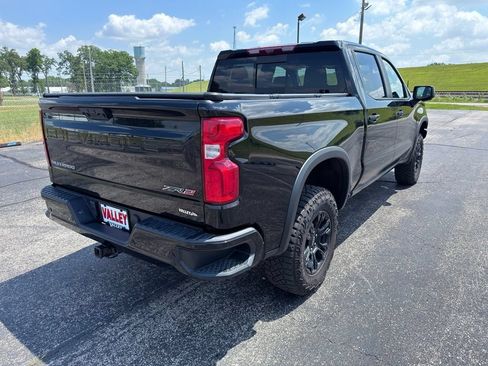 Used 2024 Chevrolet Silverado 1500 ZR2 w/ Technology Package AWD/4WD image 19