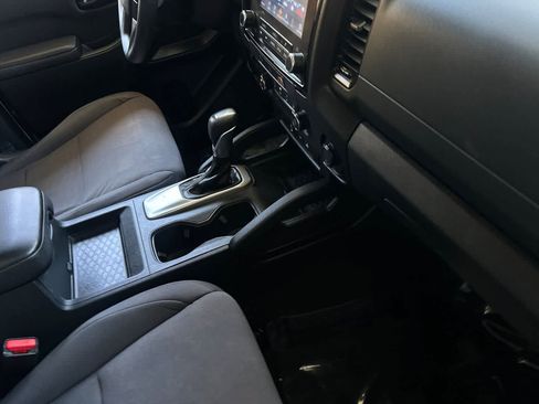 Used 2024 Nissan Frontier S w/ Technology Package AWD/4WD image 18