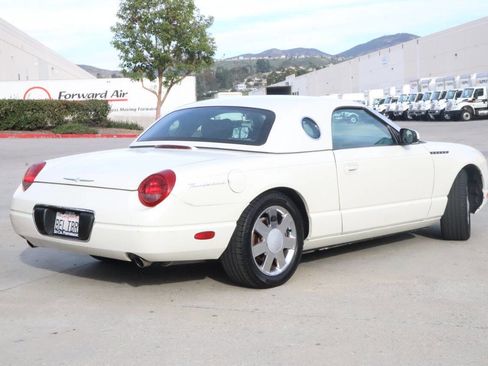 Used 2002 Ford Thunderbird Deluxe image 2