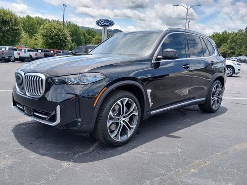 Used 2026 BMW X5 xDrive40i w/ Climate Comfort Package AWD/4WD image 8