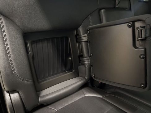 Used 2021 Chevrolet Silverado 1500 LTZ image 35