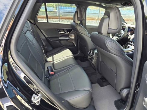 New 2026 Mercedes-Benz GLC 300 4MATIC image 22