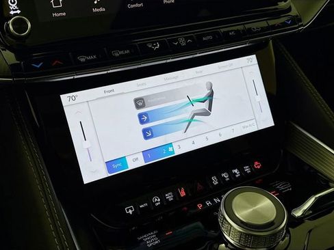 New 2026 Jeep Grand Wagoneer Summit AWD/4WD image 16