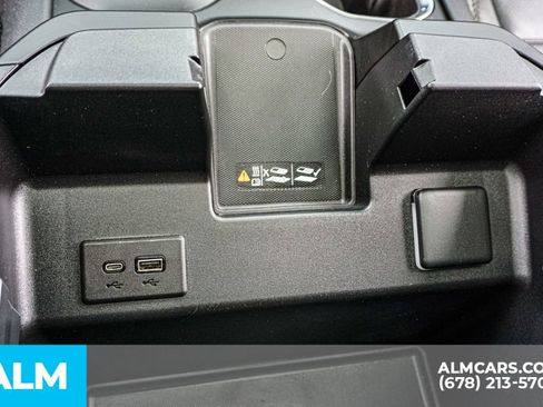 Used 2024 GMC Sierra 2500 Denali w/ Denali Reserve Package image 43