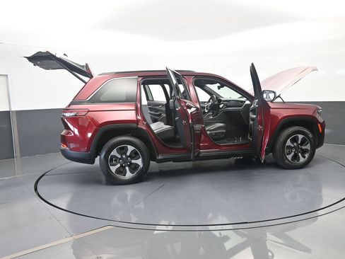 Used 2024 Jeep Grand Cherokee Limited 4xe AWD/4WD image 75