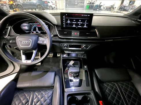 Used 2024 Audi SQ5 Premium Plus w/ Premium Plus Package image 13