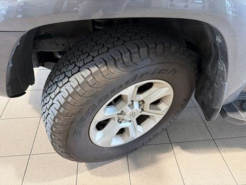 Certified 2021 Toyota 4Runner SR5 Premium w/ Moonroof Package AWD/4WD image 11
