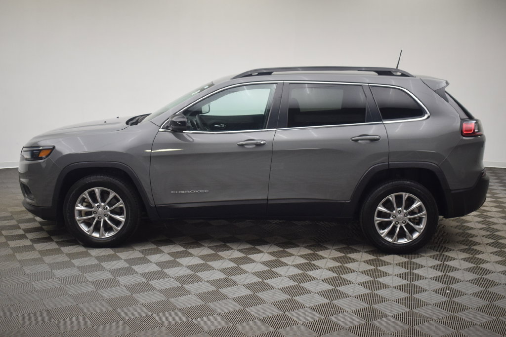 Used 2022 Jeep Cherokee Latitude Lux FWD image 9