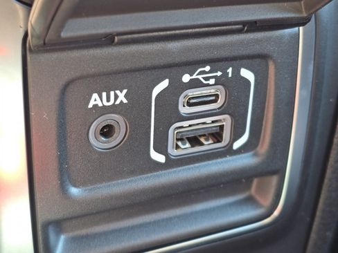 New 2026 Jeep Gladiator Sport AWD/4WD image 4