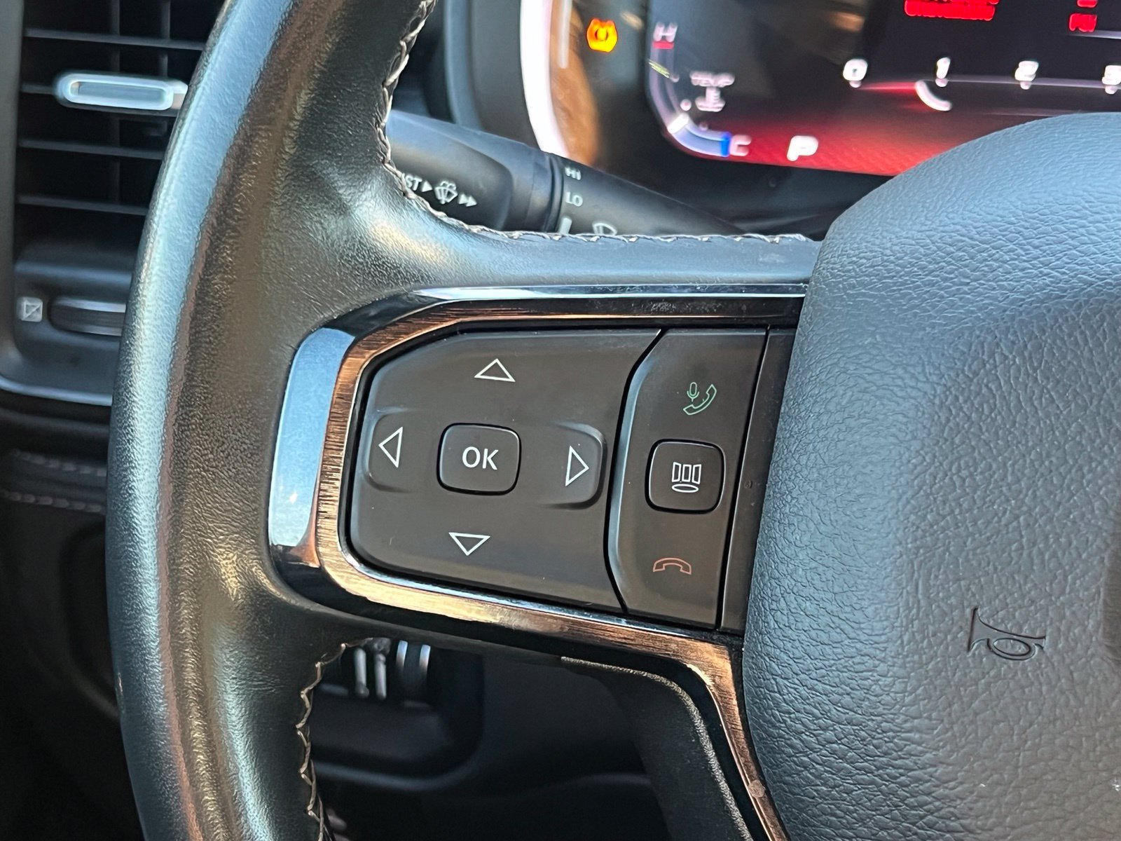 Used 2023 RAM 1500 Limited AWD/4WD image 7