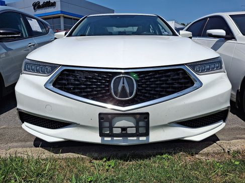 Used 2018 Acura TLX V6 SH-AWD w/ Technology Pkg image 2