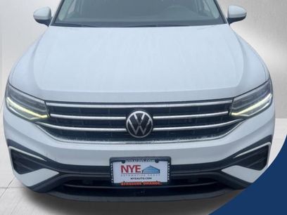 Used 2022 Volkswagen Tiguan SE