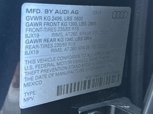 Used 2025 Audi Q5 Premium w/ Convenience Package AWD/4WD image 29