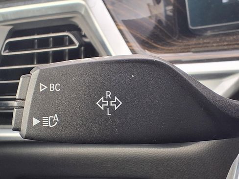 Used 2025 BMW X7 xDrive40i AWD/4WD image 15