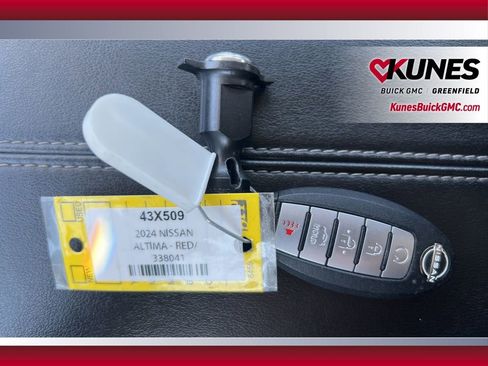 Used 2024 Nissan Altima 2.5 SV image 20