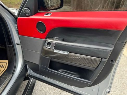 Used 2022 Land Rover Range Rover Sport HST image 19
