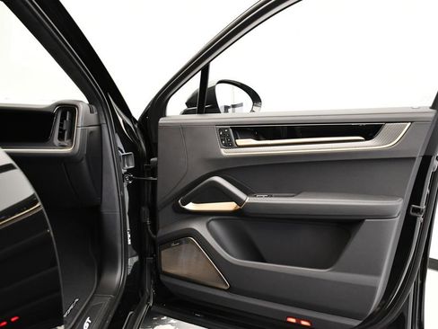 New 2026 Porsche Cayenne Turbo GT AWD/4WD image 47