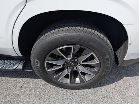 Used 2021 Chevrolet Tahoe Z71 AWD/4WD image 10