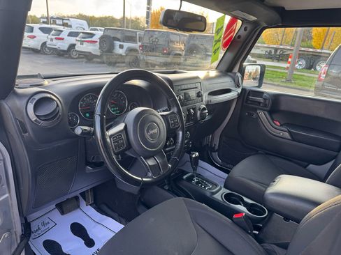 Used 2017 Jeep Wrangler Unlimited Sport w/ Quick Order Package 24S image 15
