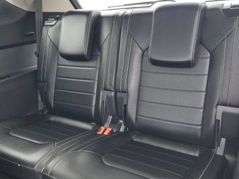 Used 2023 Volkswagen Atlas SEL Premium AWD/4WD image 14