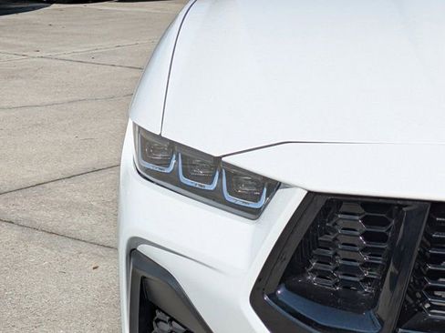 Used 2024 Ford Mustang GT Premium image 10