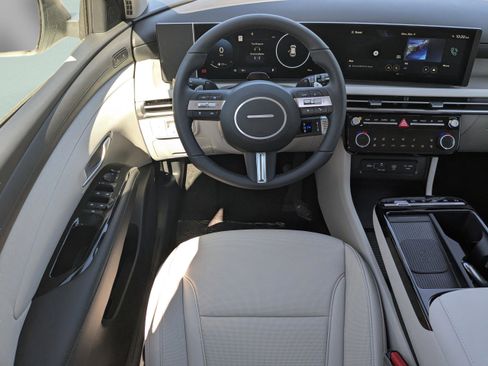 New 2026 Hyundai Tucson Limited FWD image 14