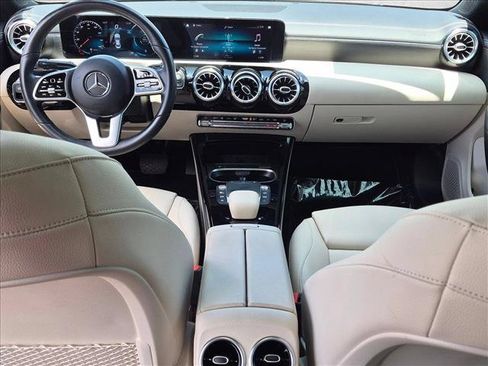 Used 2021 Mercedes-Benz CLA 250 image 15