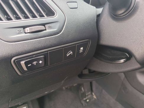 Used 2015 Hyundai Tucson SE image 33