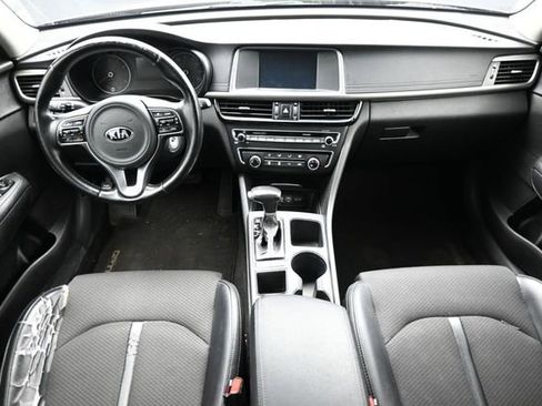 Used 2018 Kia Optima S FWD image 15