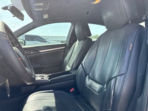 Used 2018 Honda Civic Sport image 7