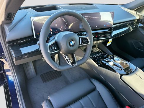 New 2026 BMW 530i w/ M Sport Package image 7