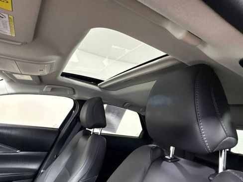 Used 2025 MAZDA CX-30 AWD 2.5 S w/ Preferred Package image 7