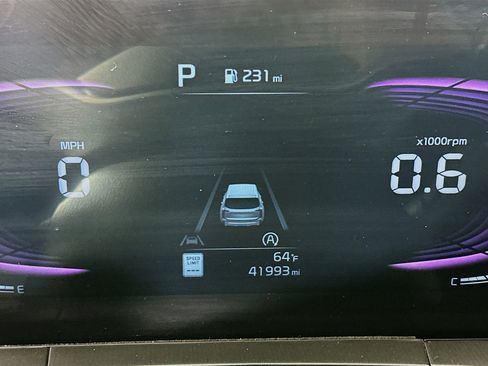 Used 2025 Kia Telluride S image 19