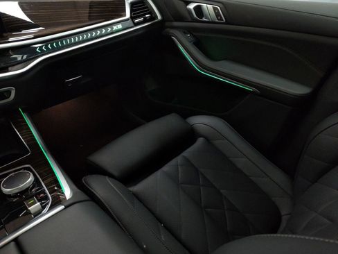 Used 2025 BMW X5 xDrive50e w/ Parking Assistance Package image 27