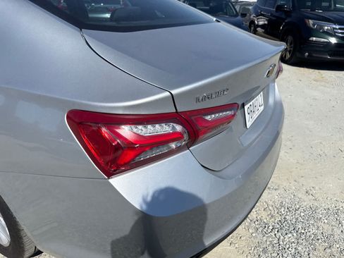 Used 2022 Chevrolet Malibu LT FWD image 12