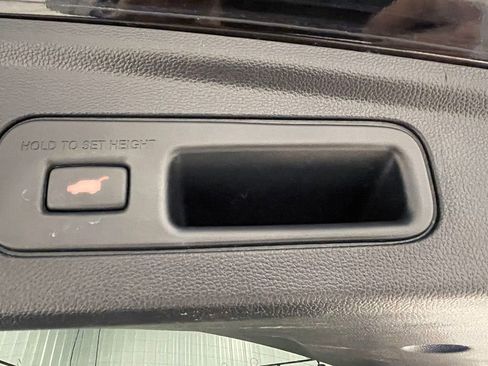 Used 2022 Acura MDX SH-AWD w/ Technology Package image 14