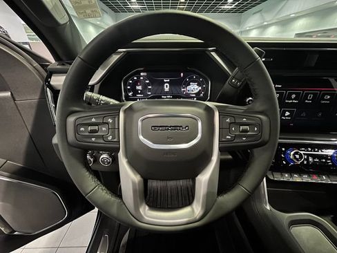 Used 2025 GMC Sierra 2500 Denali w/ Technology Package AWD/4WD image 16