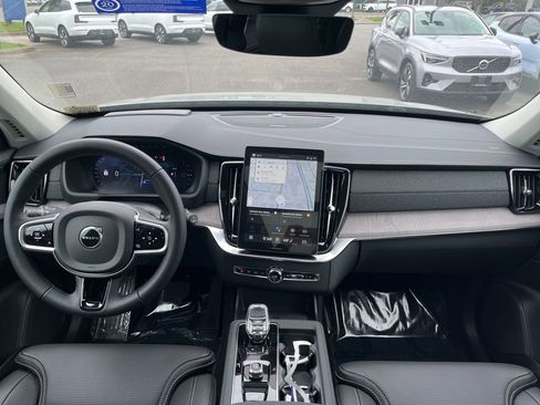New 2026 Volvo XC90 T8 Ultra w/ Protection Package AWD/4WD image 22